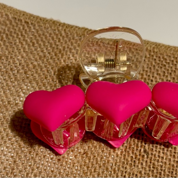 NWT Pink Heart Hair Clip string hold - Picture 8 of 11